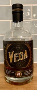 Eine Flasche Vega 2000 von North Star Spirits