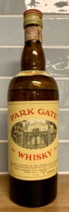Eine Flasche Park Gate von Stock