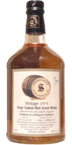 Die sogenannte Dumpy Bottle - wegen der typischen gedrungenen Flaschenform - von Signatory Vintage gab es vor langer Zeit.